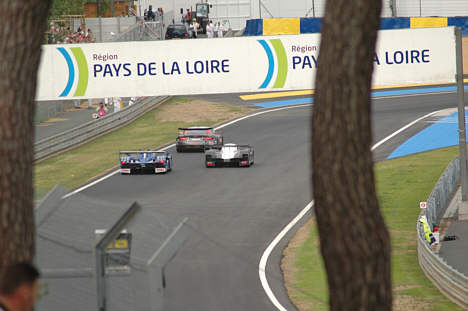 Hård kamp ned imod Tertre rouge.
(Foto: Motorsporten.dk)